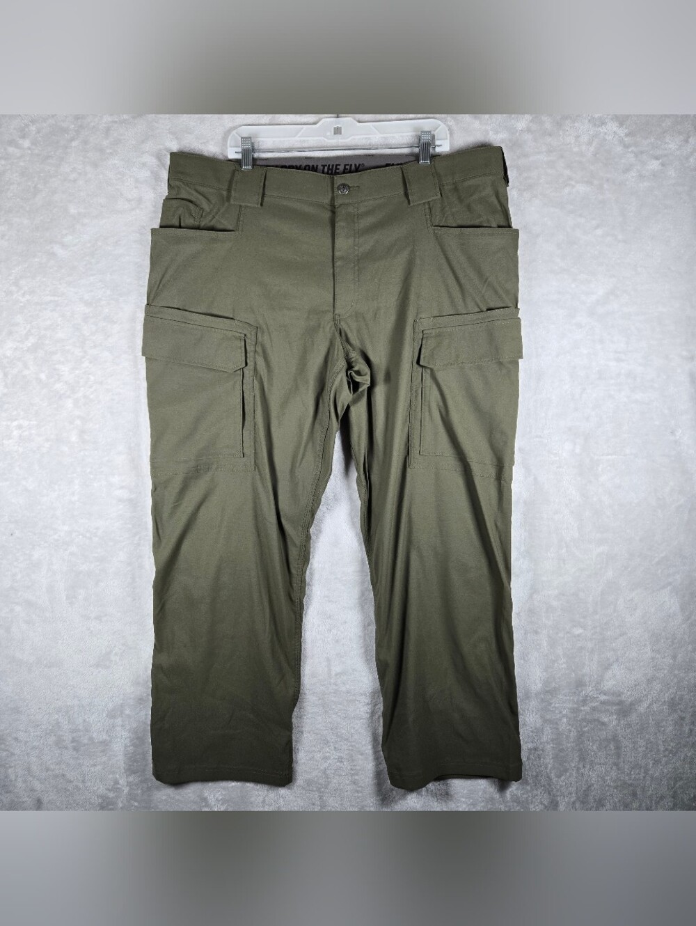 Duluth Trading Flex Dry On The Fly Pants Mens Size 42x30 Green Cargo Relaxed